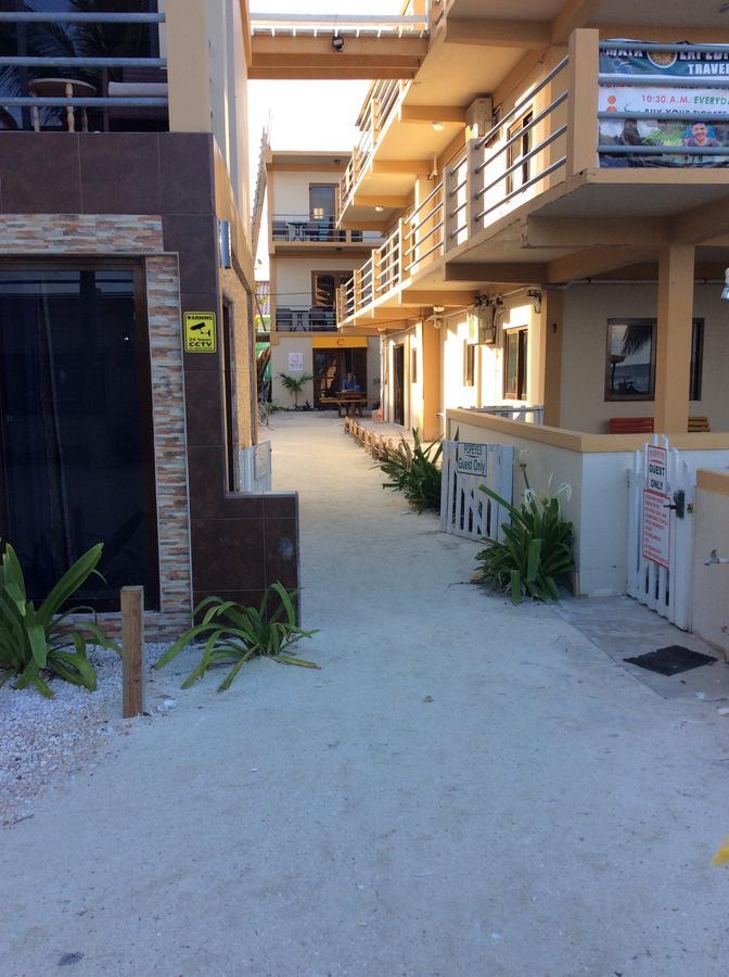 Popeye'S Beach Resort San Pedro  Eksteriør billede