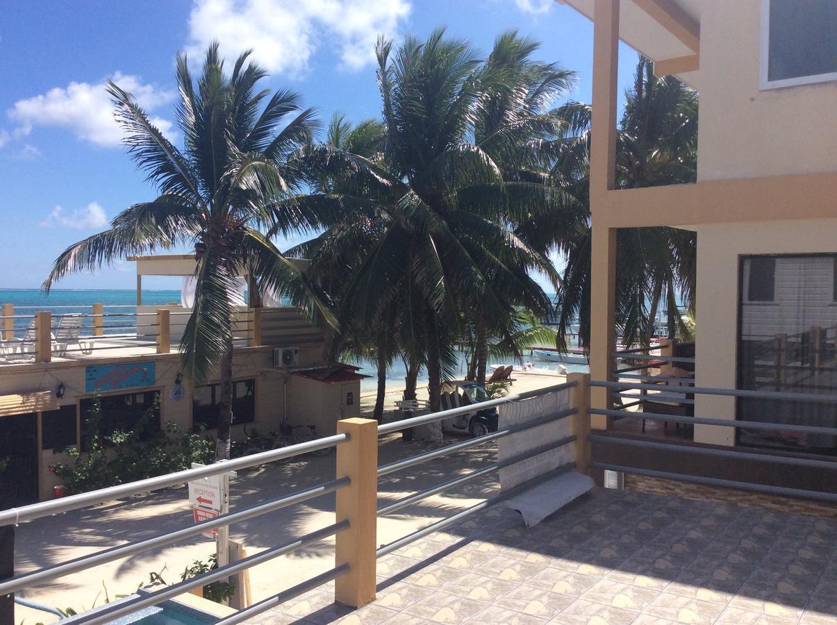 Popeye'S Beach Resort San Pedro  Eksteriør billede