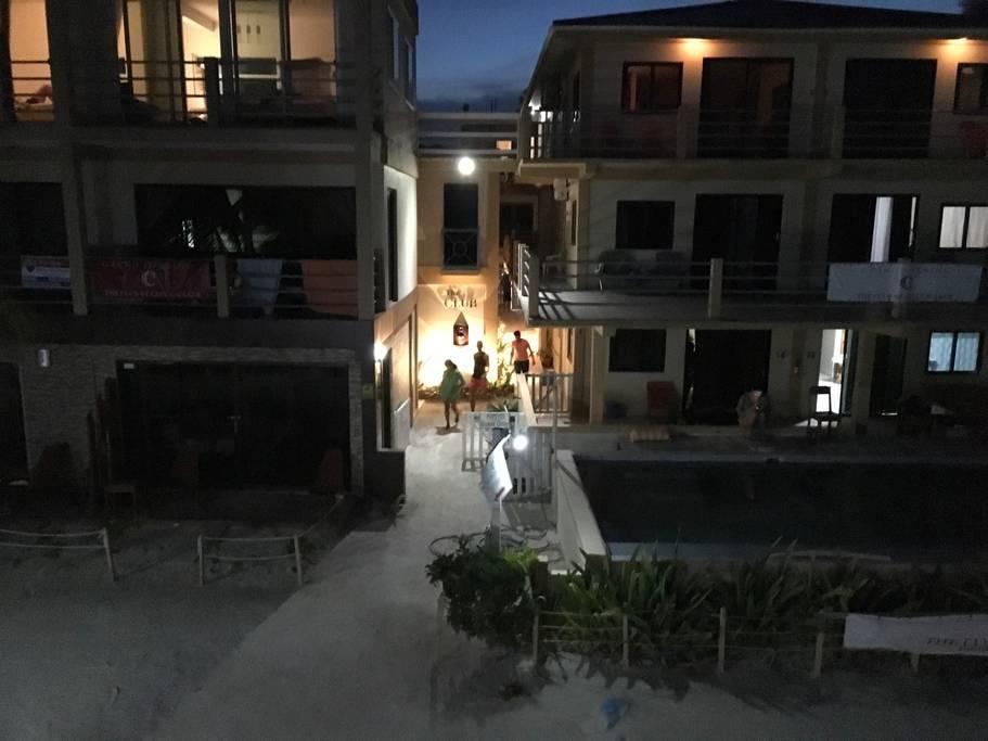 Popeye'S Beach Resort San Pedro  Eksteriør billede